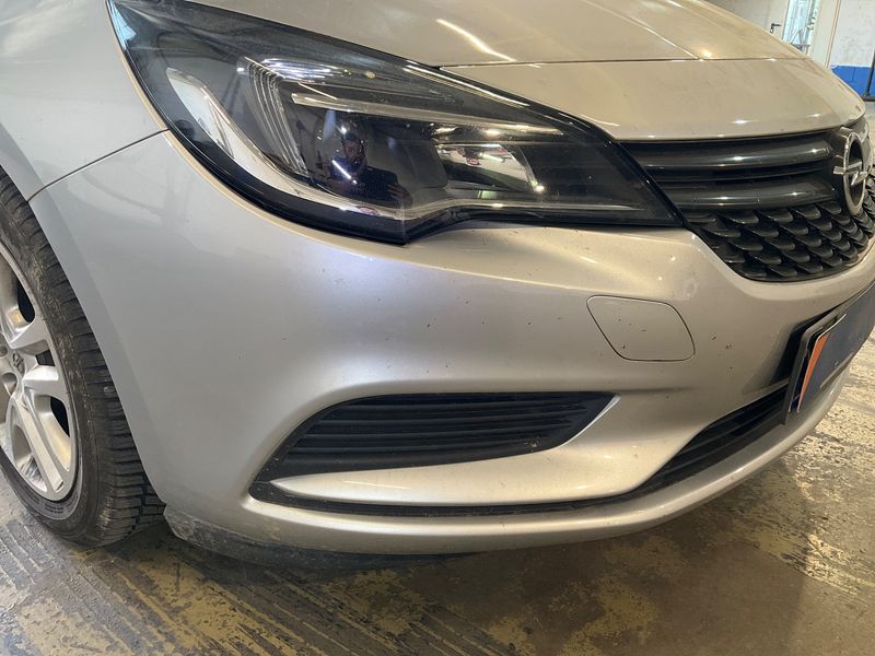 Opel Astra 1.6 CDTI DPF Edition 2017 – снимка 41
