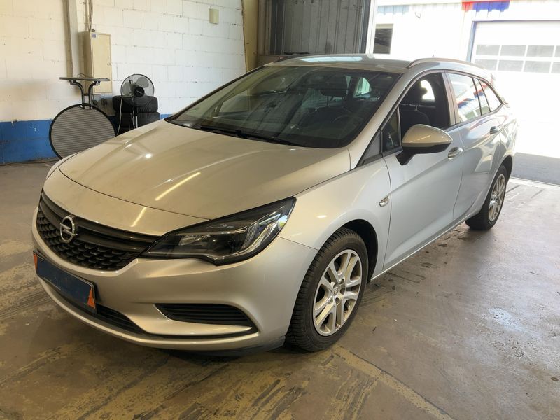 Opel Astra 1.6 CDTI DPF Edition 2017 – снимка 1