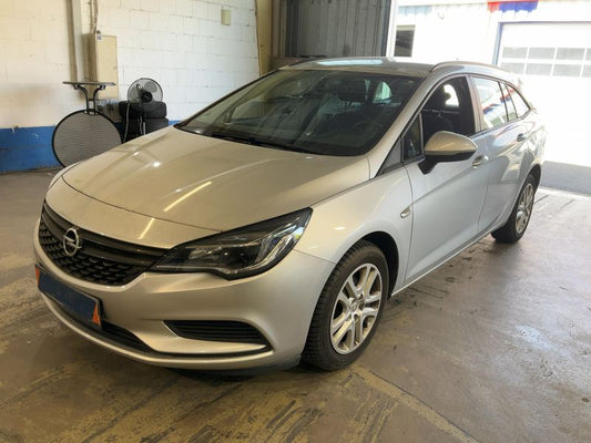 Opel Astra 1.6 CDTI DPF Edition 2017 – снимка 1