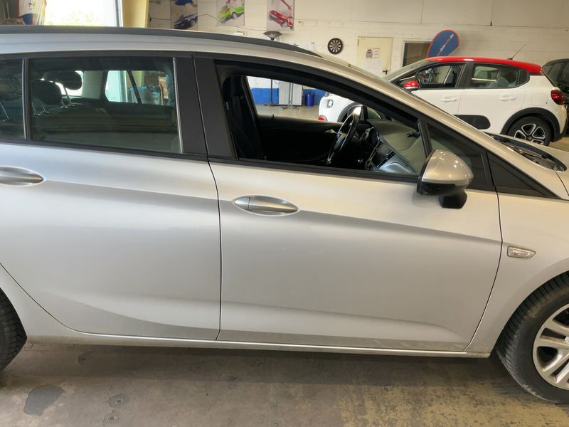 Opel Astra 1.6 CDTI DPF Edition 2017 – снимка 10