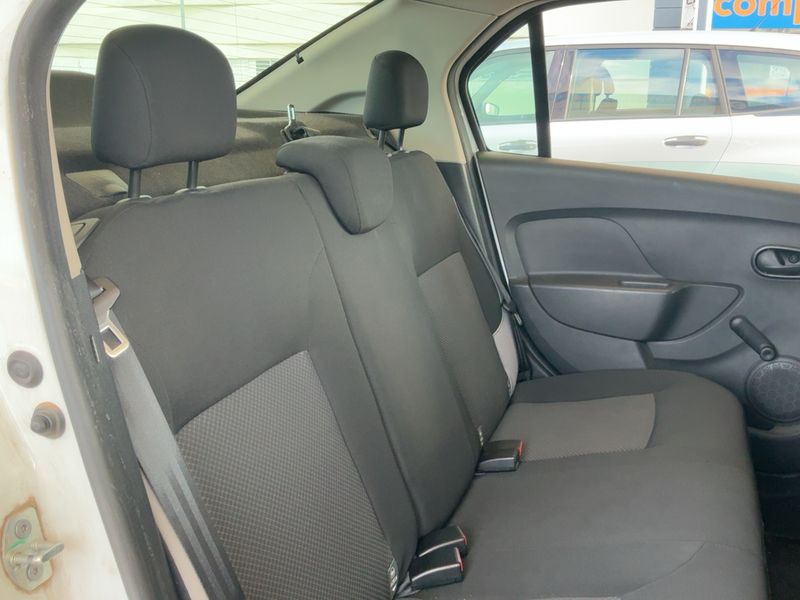 Dacia Logan 1.2 Ambiance 2016 – снимка 19