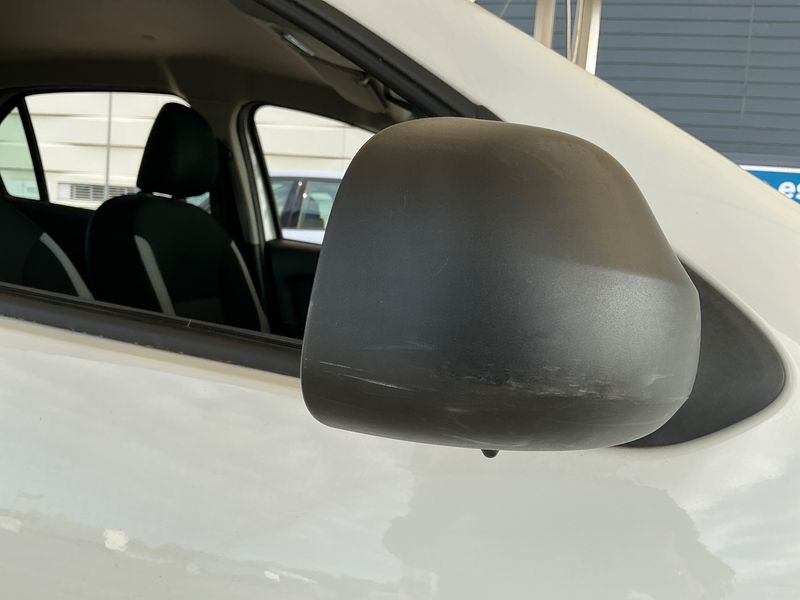 Dacia Logan 1.2 Ambiance 2016 – снимка 24