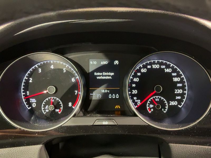 Volkswagen Golf VII Sportsvan 1.4 TSI Highline BlueMotion Tech 2015 – снимка 18