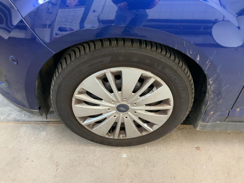 Ford C-Max 1.0 EcoBoost Business Edition 2015 – снимка 3