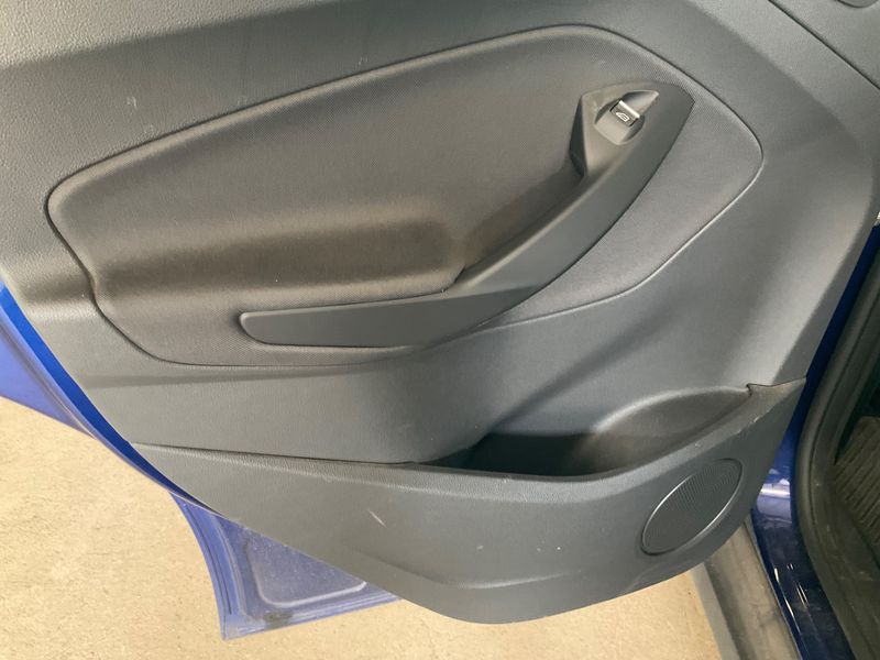 Ford C-Max 1.0 EcoBoost Business Edition 2015 – снимка 28