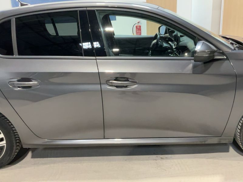 Peugeot 208 1.2 PureTech Allure Pack 2021 – снимка 10