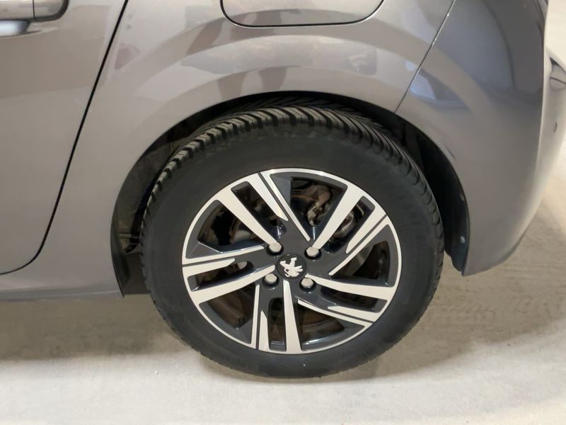 Peugeot 208 1.2 PureTech Allure Pack 2021 – снимка 5