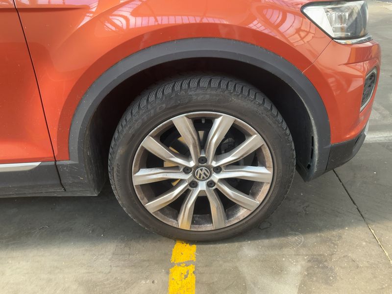 Volkswagen T-Roc 1.6 TDI Advance 2020 – снимка 11