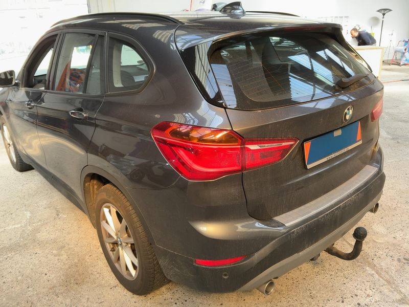 BMW X1 sDrive 20d Advantage 2018 – снимка 6