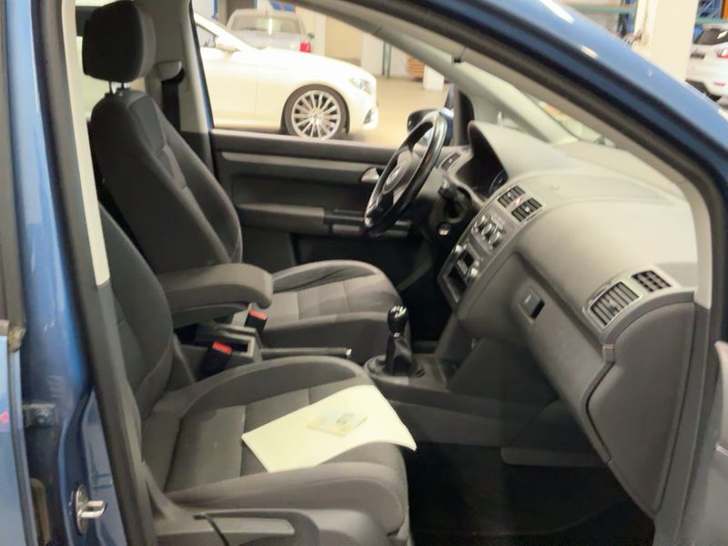 Volkswagen Touran 1.4 TSI Comfortline 2013 – снимка 11