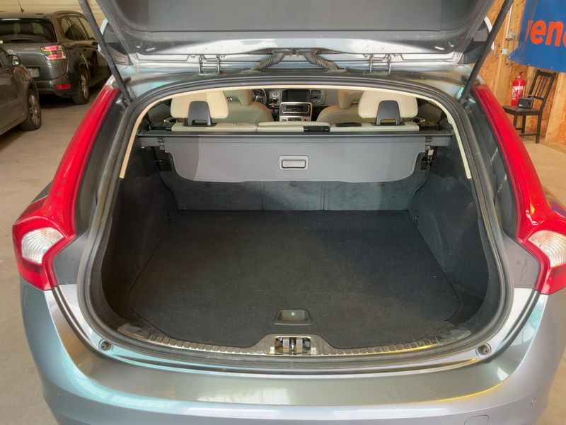 Volvo V60 Cross Country 2.0 D4 Summum 2016 – снимка 15