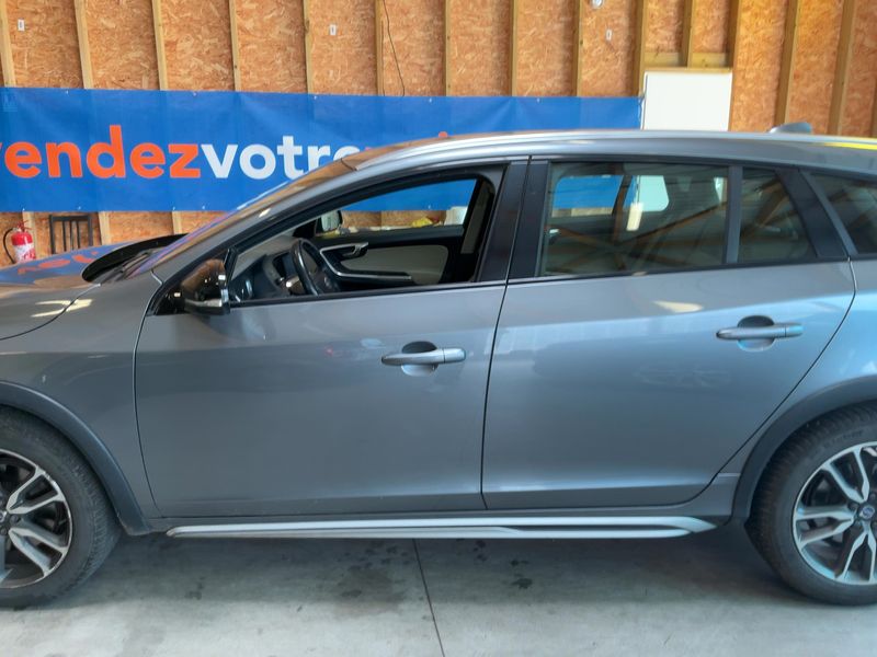 Volvo V60 Cross Country 2.0 D4 Summum 2016 – снимка 4