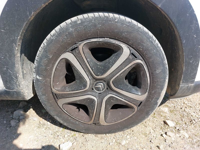 Citroen C3 1.2 PureTech Feel 2017 – снимка 24