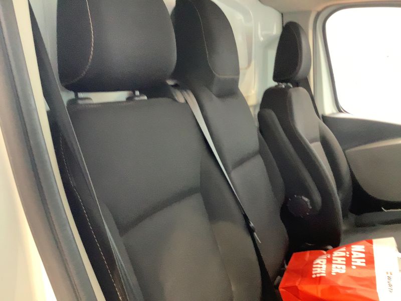 Renault Trafic 1.6 dCi L1H1 2,9t Komfort 2018 – снимка 20