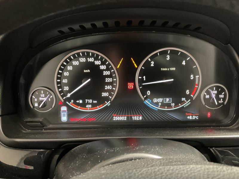 BMW 5er 530d xDrive 2015 – снимка 18