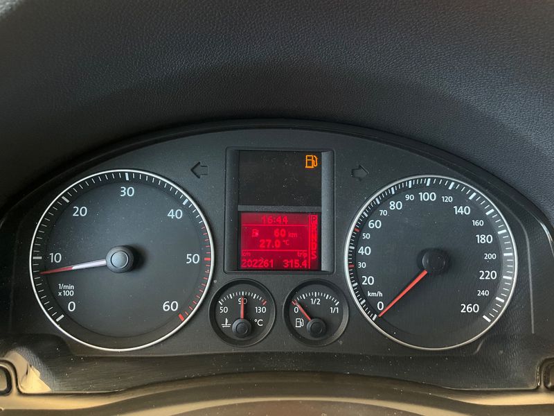 Volkswagen Golf V 2.0 TDI Sportline 2005 – снимка 18