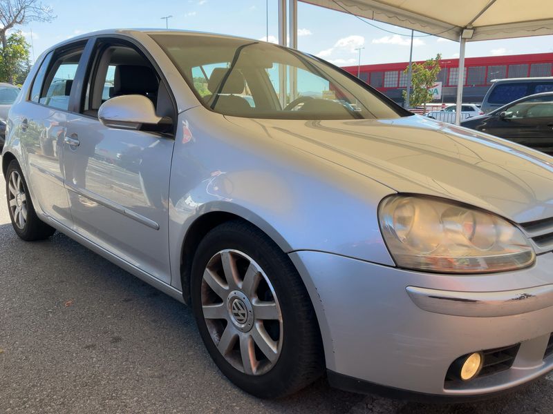 Volkswagen Golf V 2.0 TDI Sportline 2005 – снимка 12