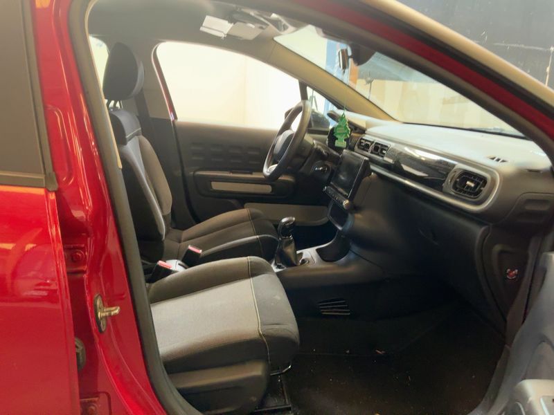 Citroen C3 1.2 PureTech Graphic 2018 – снимка 16