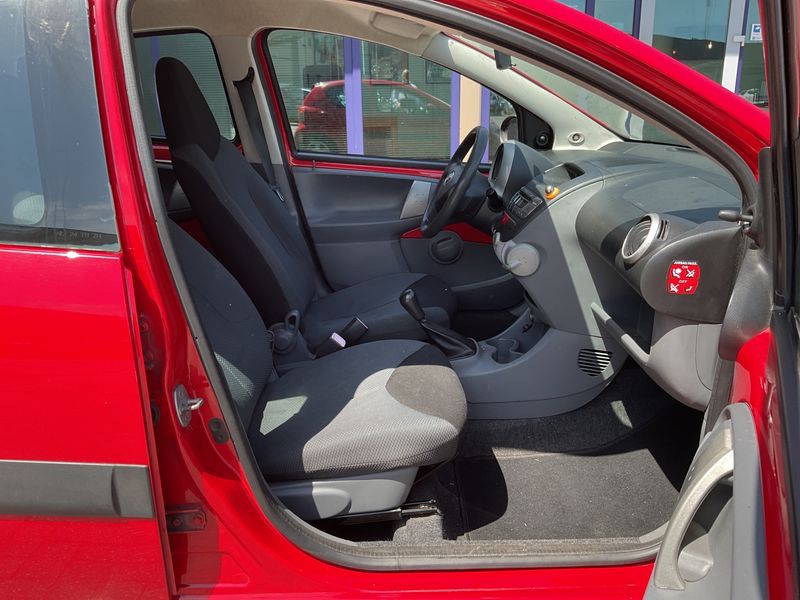 Toyota Aygo 1.0 City 2006 – снимка 3