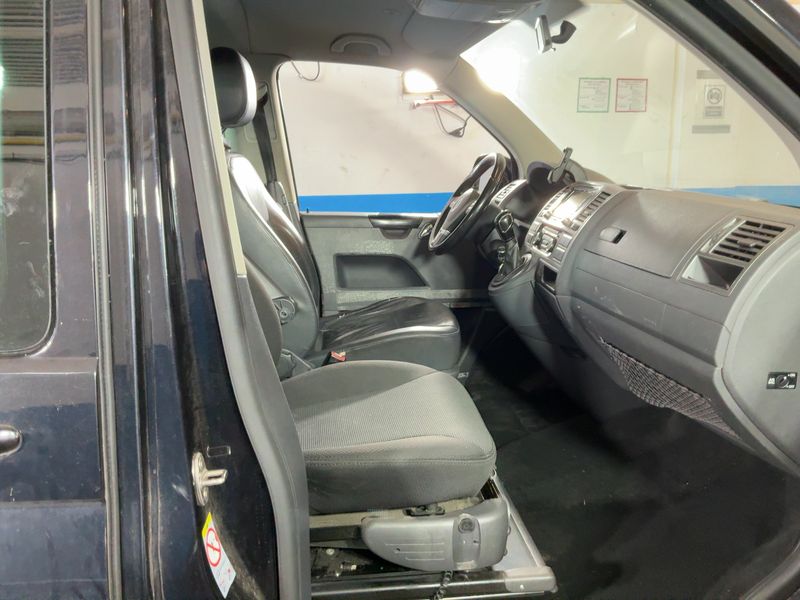 Volkswagen T5 Caravelle 2.0 TDI Comfortline lang 2014 – снимка 16