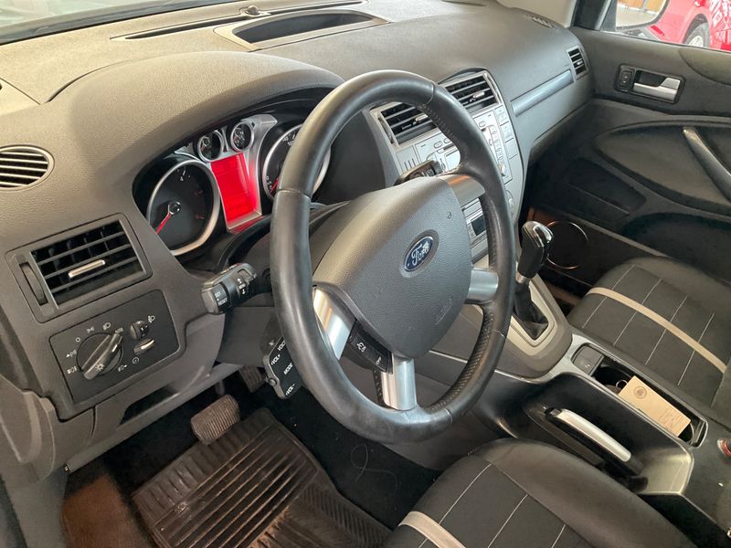 Ford Kuga 2.0 TDCi Titanium 2010 – снимка 38