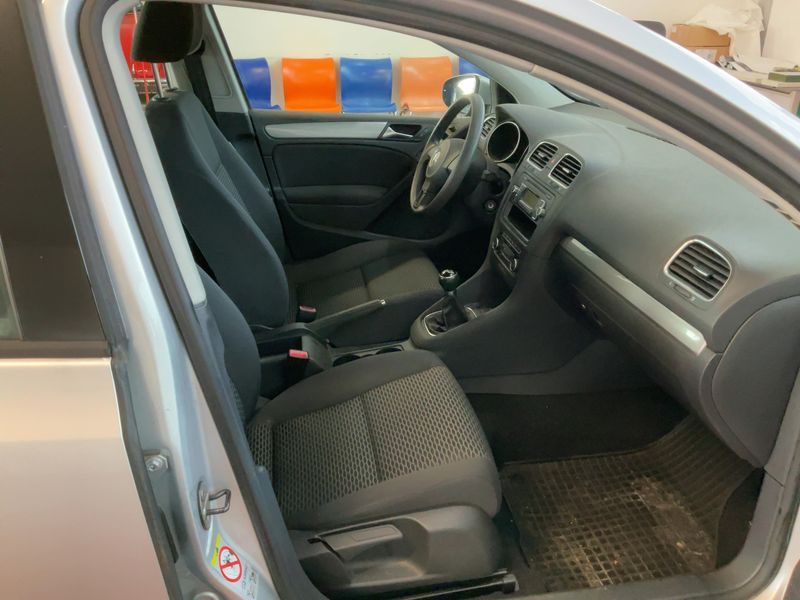 Volkswagen Golf VI 1.2 TSI Trendline 2010 – снимка 16