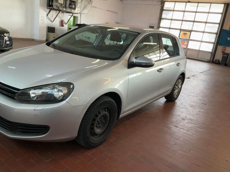 Volkswagen Golf VI 1.2 TSI Trendline 2010 – снимка 2