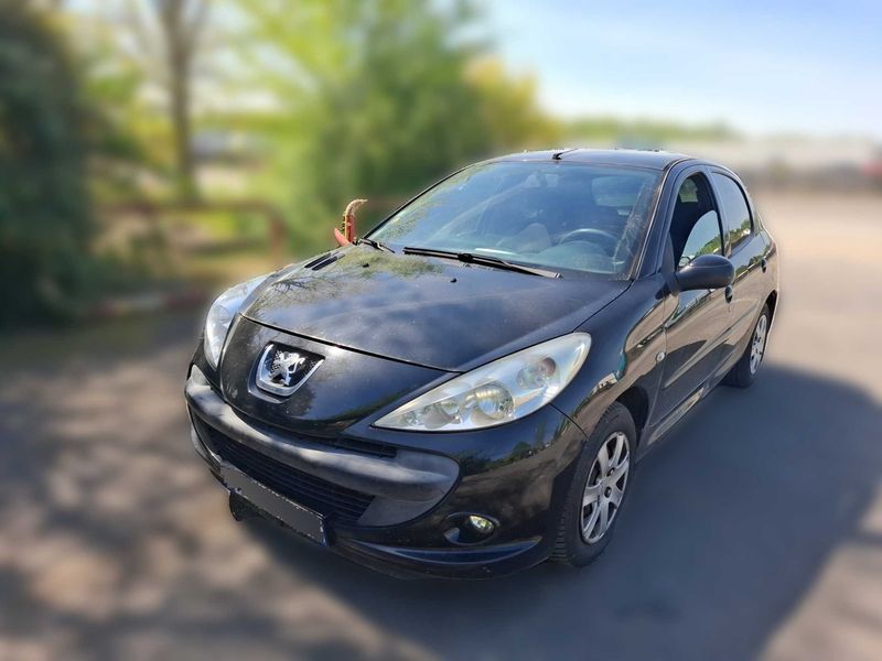 Peugeot 206+ 1.4 HDi Trendy 2009 – снимка 2