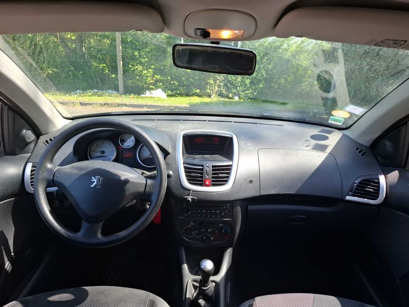 Peugeot 206+ 1.4 HDi Trendy 2009 – снимка 11
