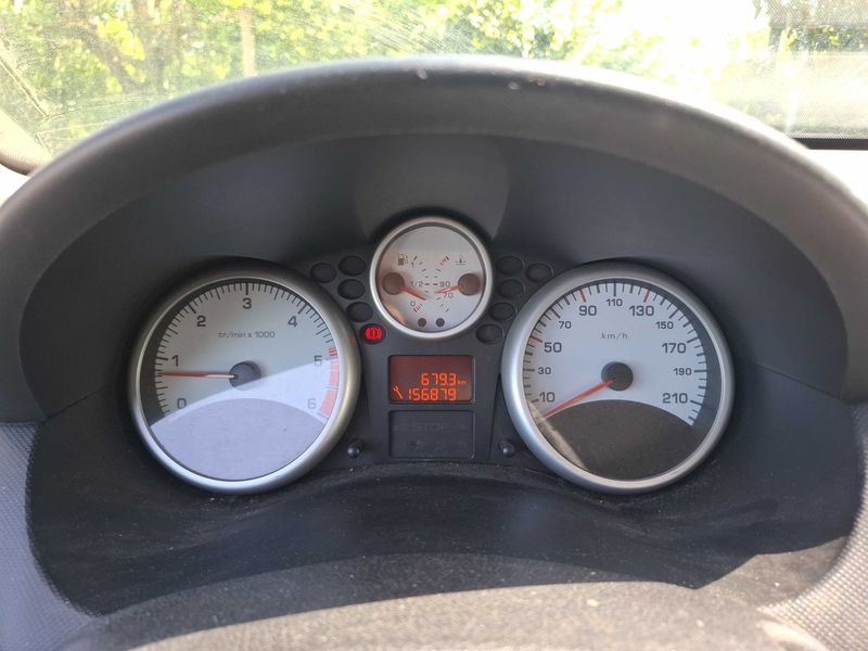Peugeot 206+ 1.4 HDi Trendy 2009 – снимка 12