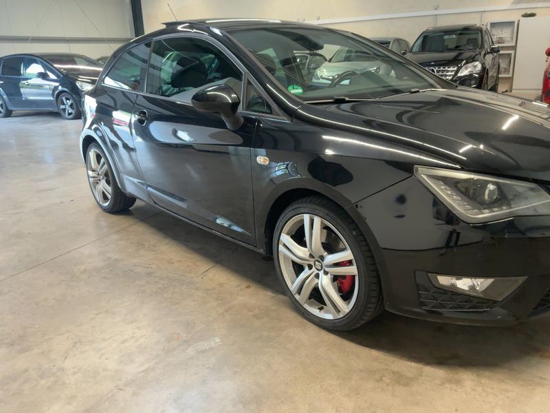Seat Ibiza 1.8 TSI Cupra 2016 – снимка 12