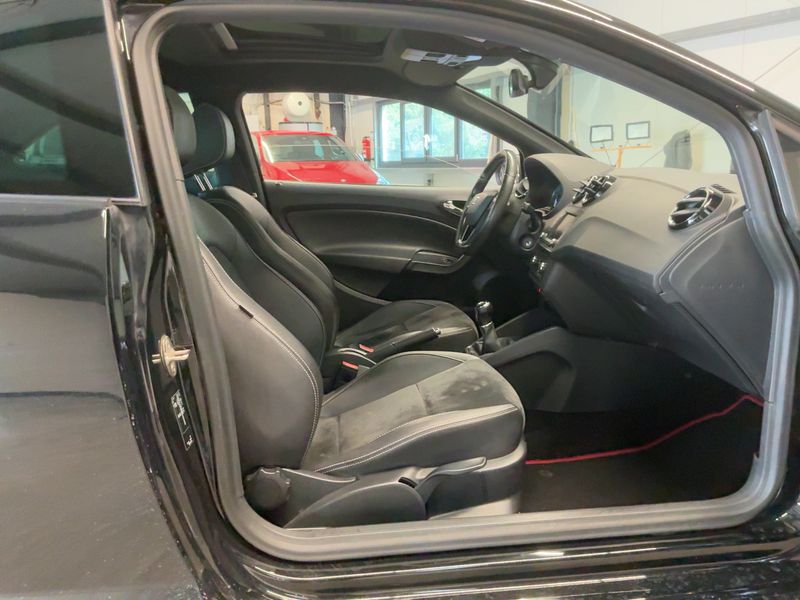 Seat Ibiza 1.8 TSI Cupra 2016 – снимка 17
