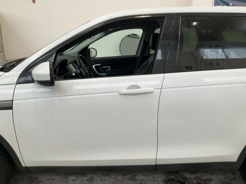 Land Rover Discovery Sport 2.0 Td4 SE AWD 2016 – снимка 4