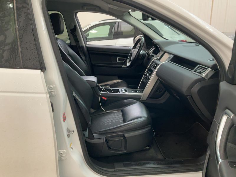Land Rover Discovery Sport 2.0 Td4 SE AWD 2016 – снимка 16