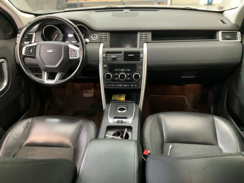 Land Rover Discovery Sport 2.0 Td4 SE AWD 2016 – снимка 17