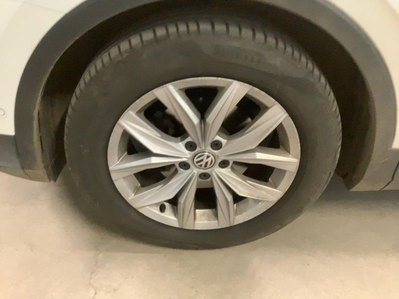 Volkswagen Tiguan 1.4 TSI ACT Carat BlueMotion Tech 2016 – снимка 3