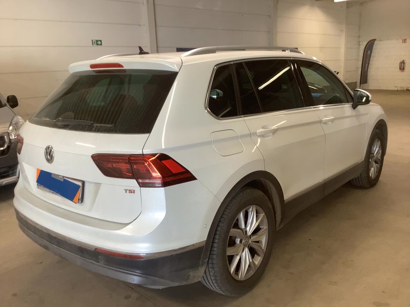 Volkswagen Tiguan 1.4 TSI ACT Carat BlueMotion Tech 2016 – снимка 8