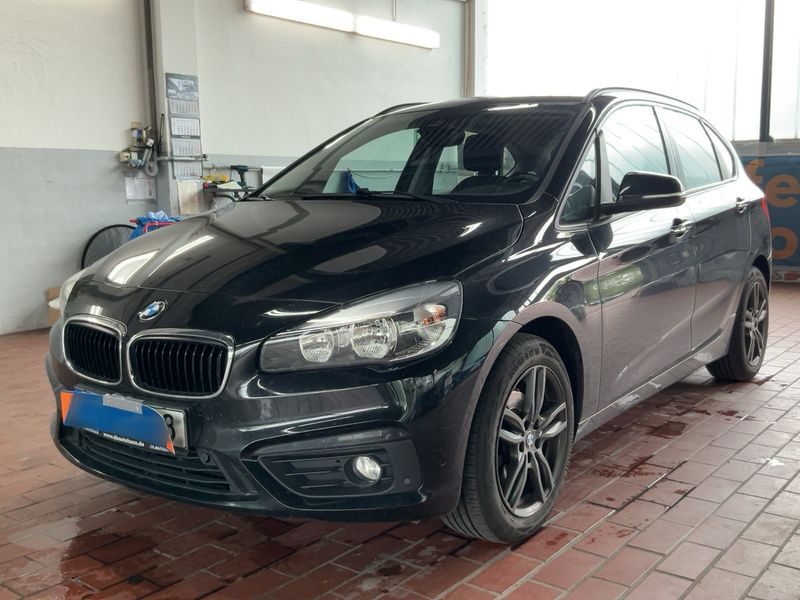 BMW 2er 216d Active Tourer Advantage 2017 – снимка 1