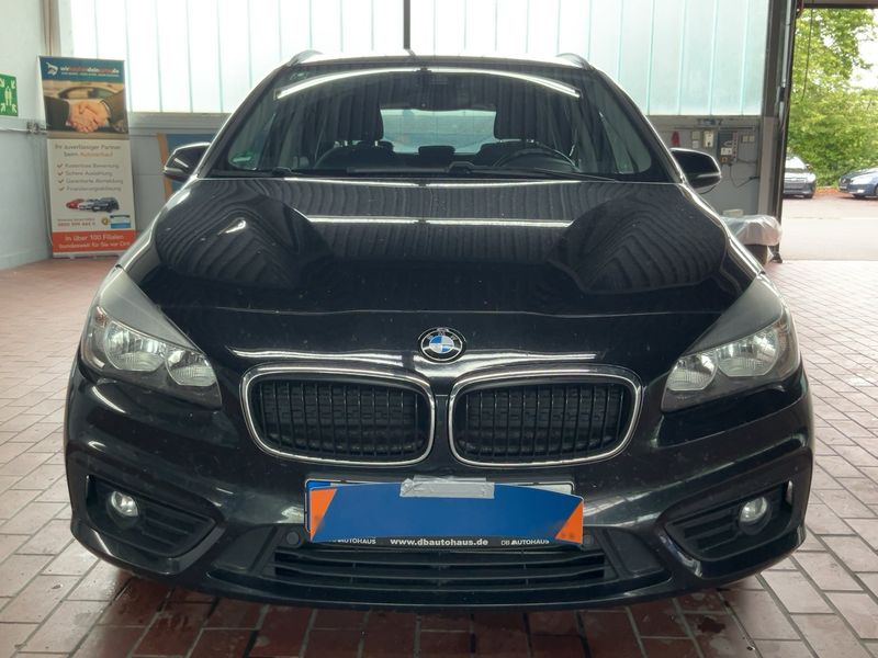 BMW 2er 216d Active Tourer Advantage 2017 – снимка 14
