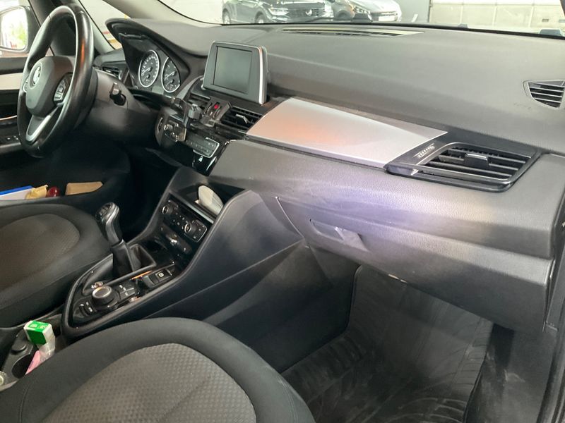 BMW 2er 216d Active Tourer Advantage 2017 – снимка 28