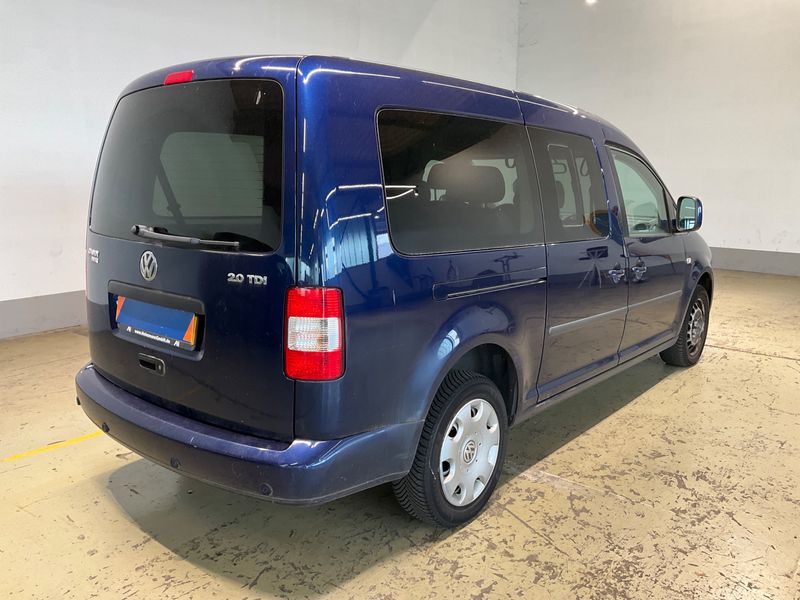 Volkswagen Caddy 2.0 TDI Maxi Life 2009 – снимка 2
