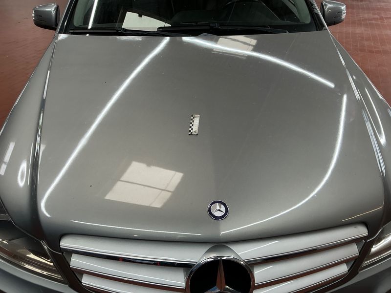 Mercedes-Benz C-Klasse C 180 CGI T BlueEfficiency Avantgarde 2011 – снимка 38