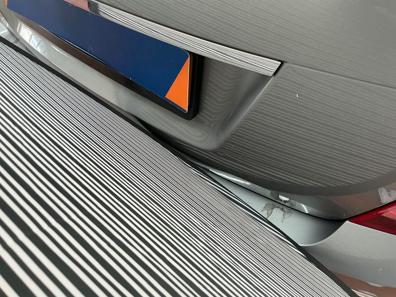Mercedes-Benz C-Klasse C 180 CGI T BlueEfficiency Avantgarde 2011 – снимка 35