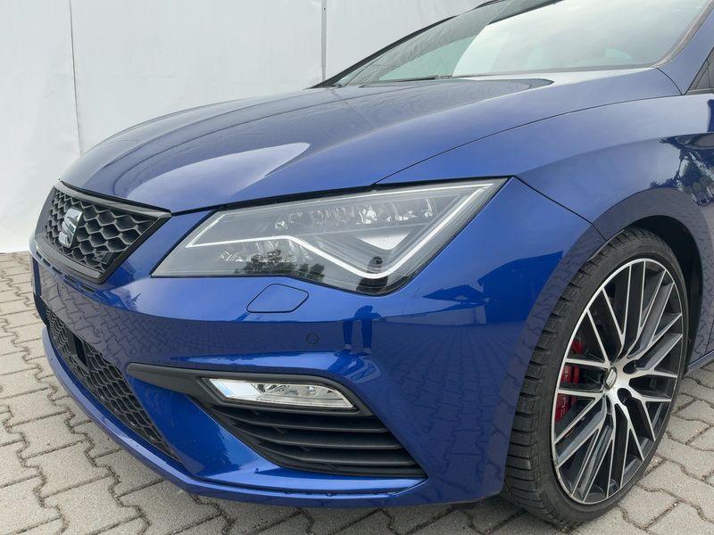 Seat Leon 2.0 TSI Cupra 300 4Drive 2018 – снимка 2