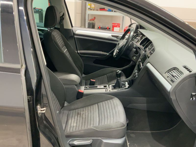 Volkswagen Golf VII 1.6 TDI Cup BlueMotion Tech 2014 – снимка 11