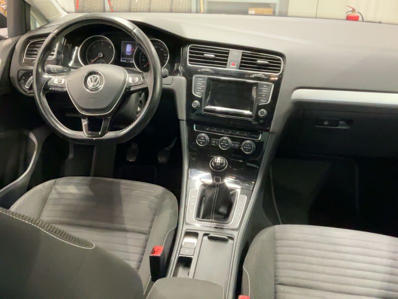 Volkswagen Golf VII 1.6 TDI Cup BlueMotion Tech 2014 – снимка 12