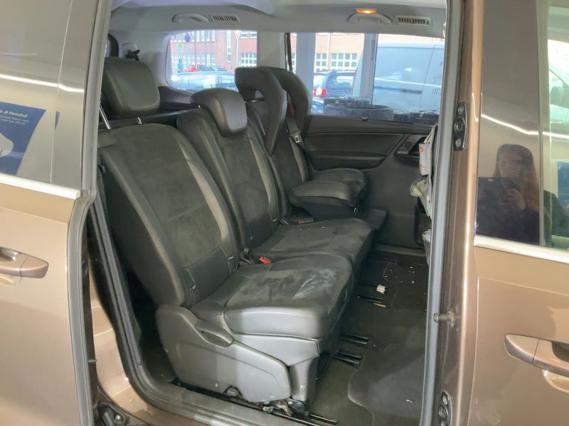 Volkswagen Sharan 2.0 TDI Highline BlueMotion Tech 2011 – снимка 20