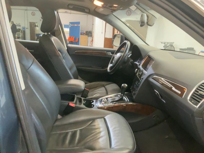 Audi Q5 3.2 V6 FSI quattro 2009 – снимка 17