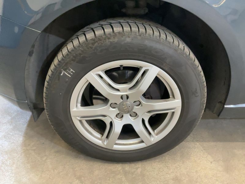 Audi Q5 3.2 V6 FSI quattro 2009 – снимка 3