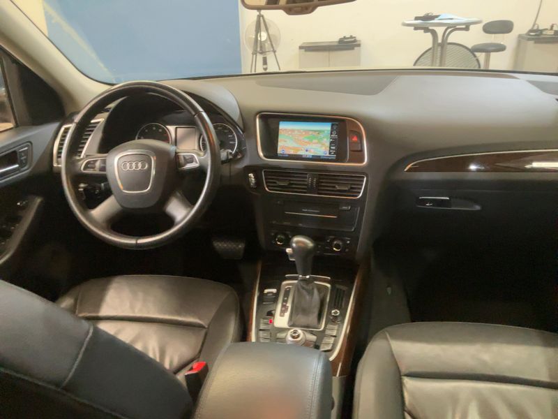 Audi Q5 3.2 V6 FSI quattro 2009 – снимка 18